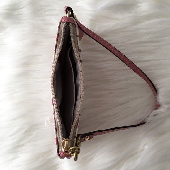 {Coach} Wristlet - Picture 4 of 6